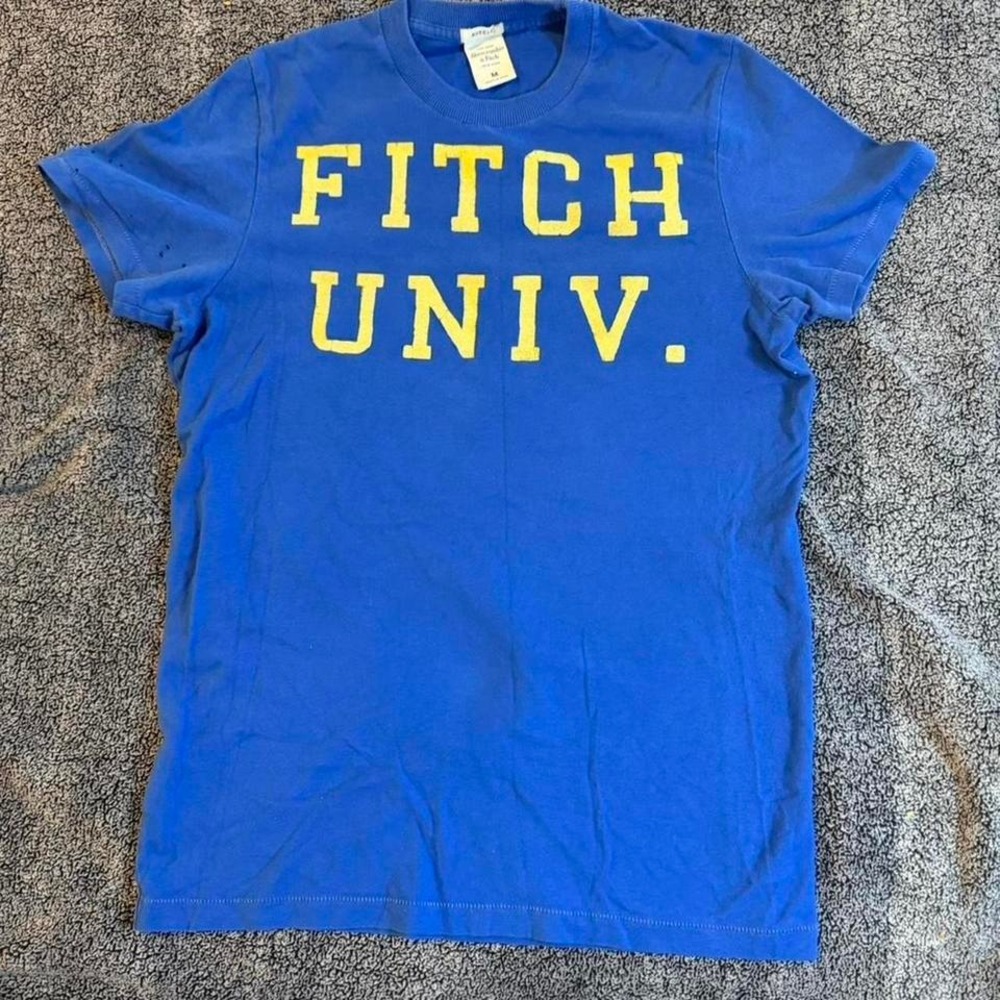Vintage Rate Abercrombie & Fitch "Fitch Univ. / Chug-A-Lug" Graphic Tee –Size M